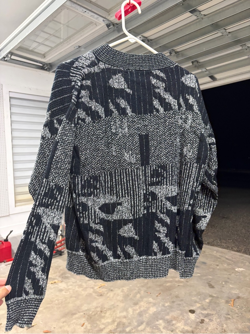 Vintage Zeppelin Black Gray Abstract Knit Sweater Size Medium Made in Korea - Picture 3 of 3